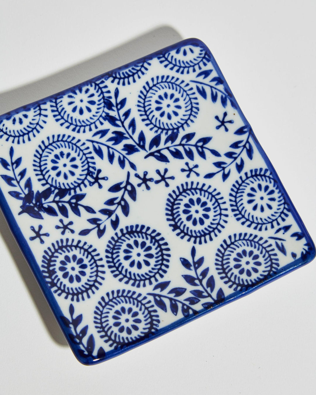 blue pattern detail ceramic catchall tray
