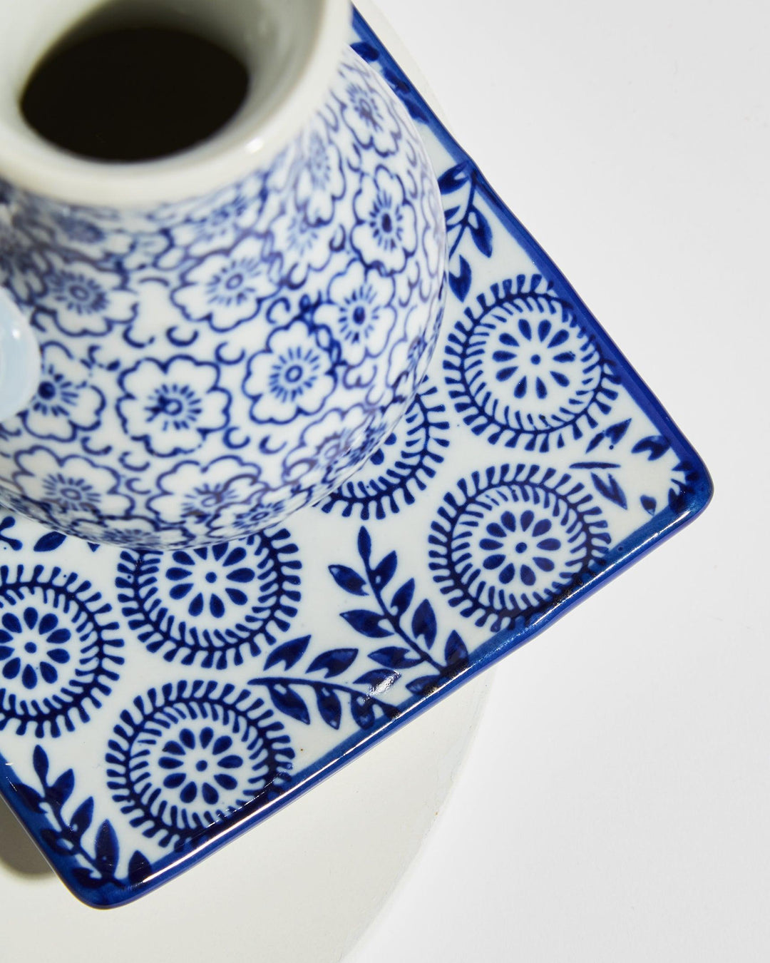 blue pattern detail mini ceramic bong